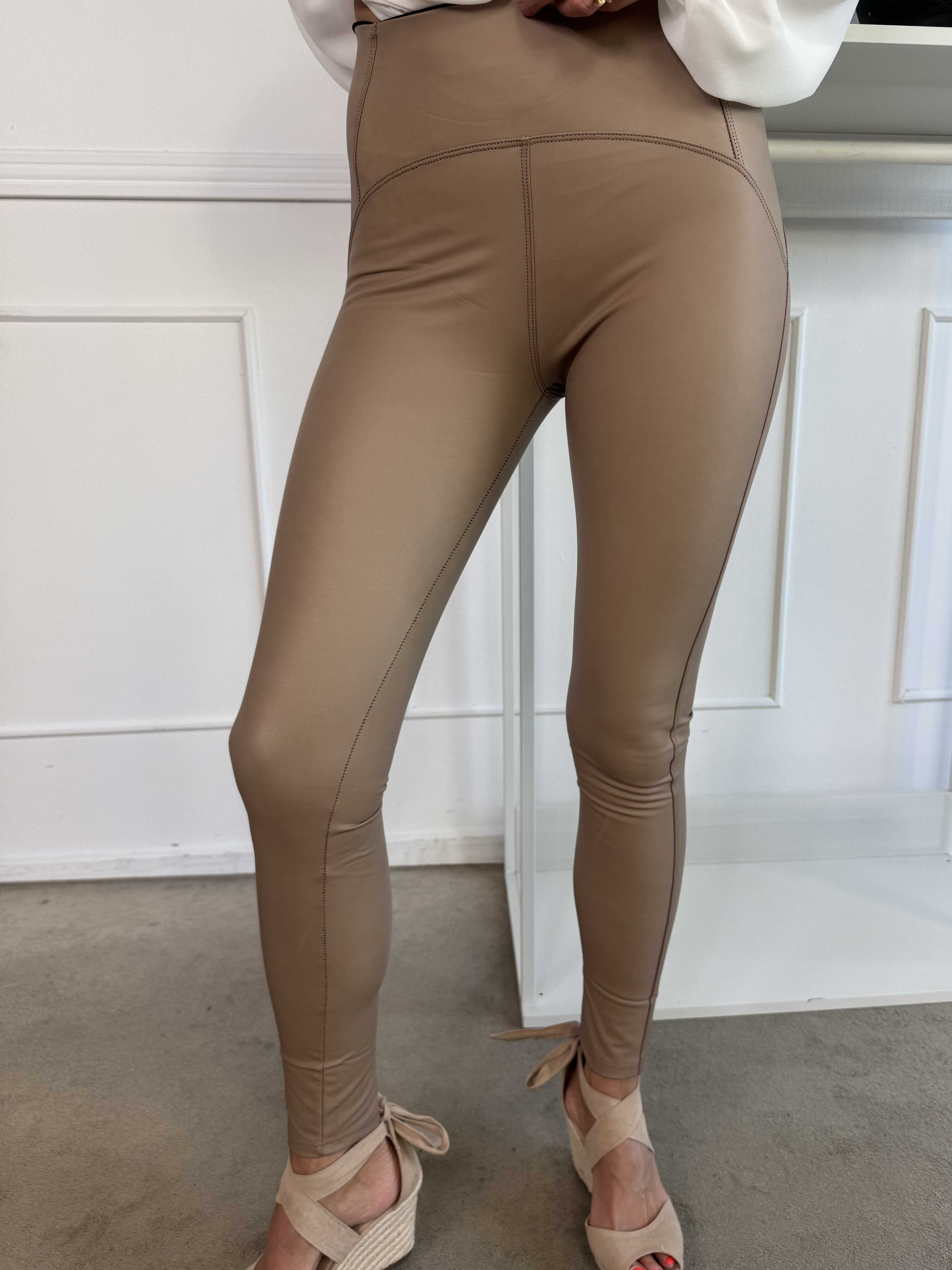 Ramla - Elastiske leggings i læderlook